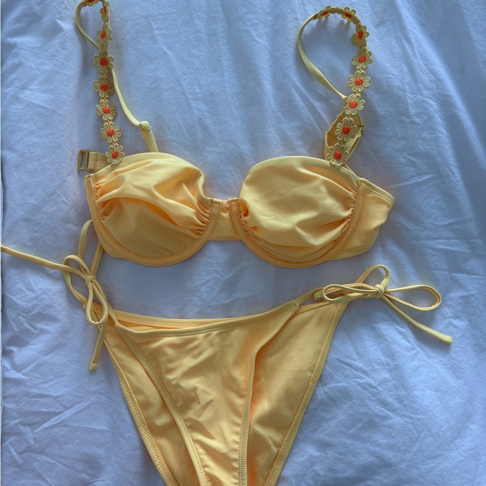 Zara Yellow Floral-Trim Bikini